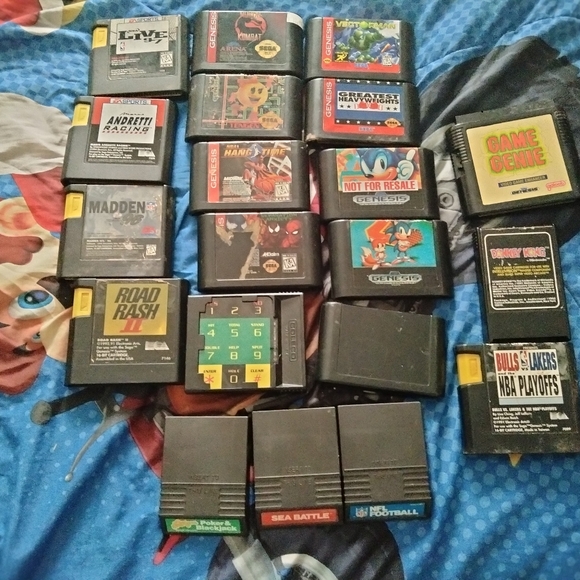 Classic Sega Genesials/Atari Video Game Cartridge Collection Untested